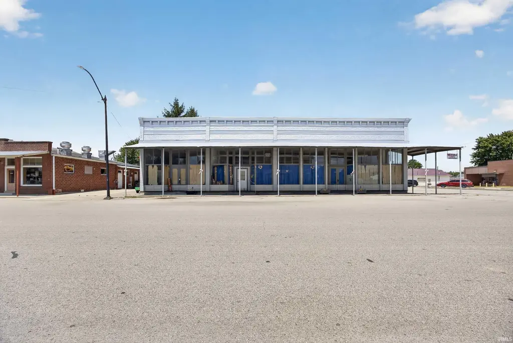6 & 22 W Main Street, Medora