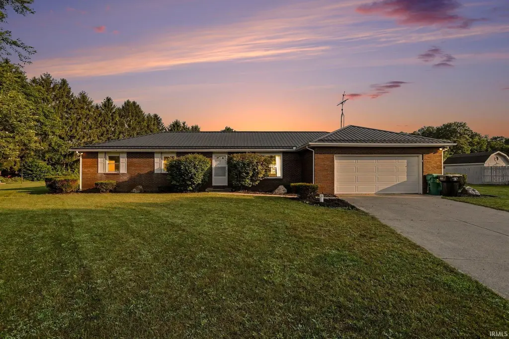 57161 Clona Court, South Bend