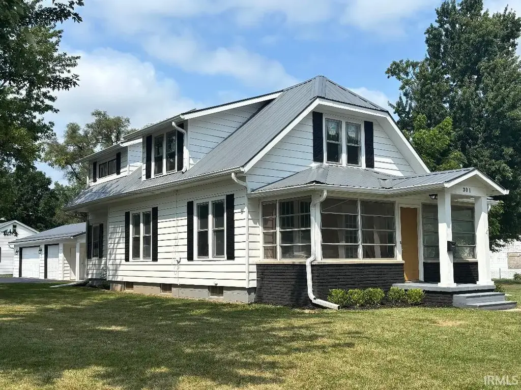 301 E Mill Street, Angola