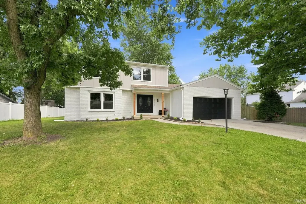 11122 Shalimar Drive, Fort Wayne