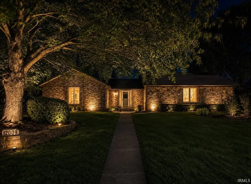2009 Greenbrier Drive, Mount Vernon