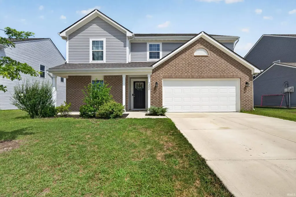 3222 Sand Walk Drive, Kokomo