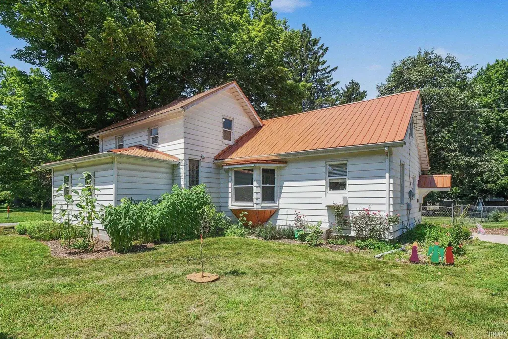 109 Trout Creek Road, Bristol