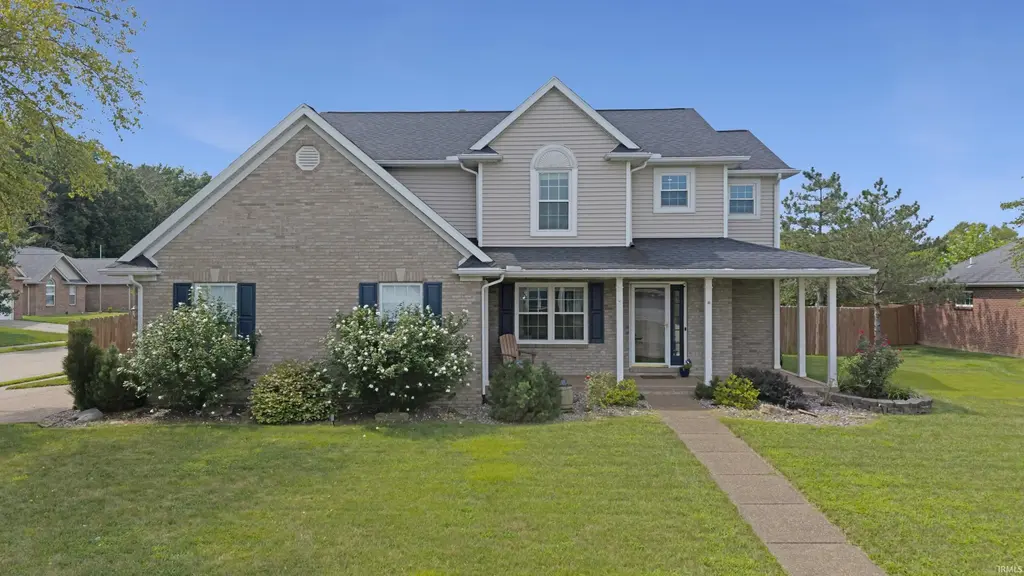 5801 Kevin Court, Newburgh