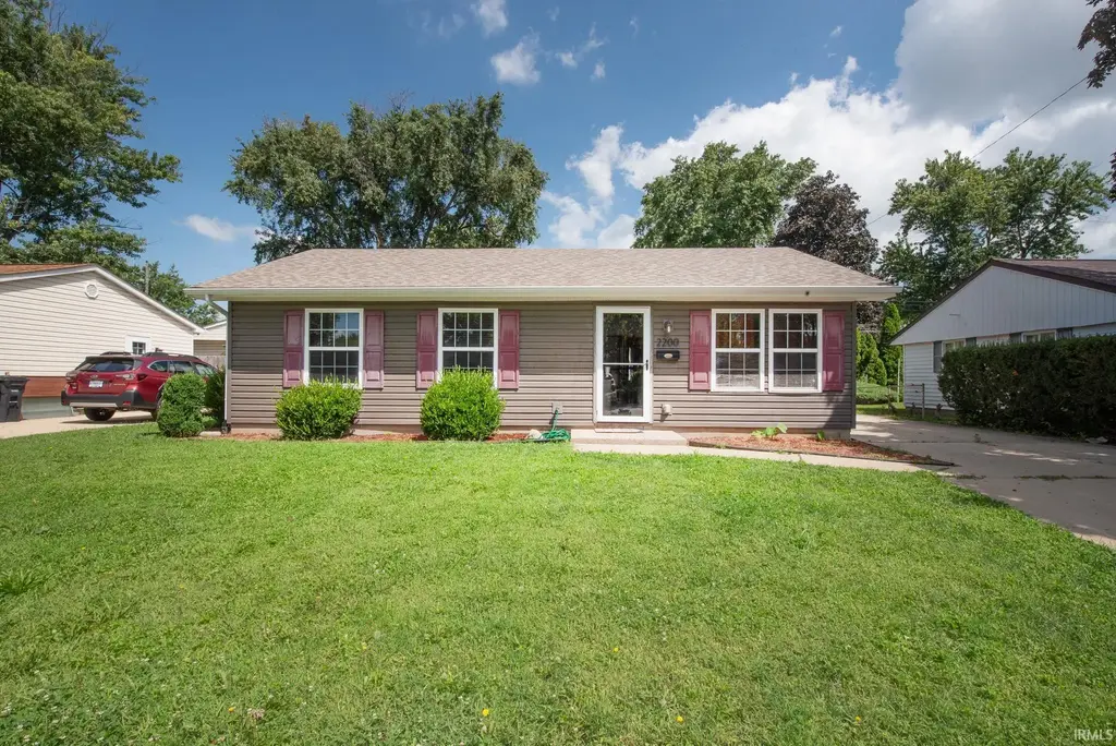 2200 Brady Lane, Lafayette
