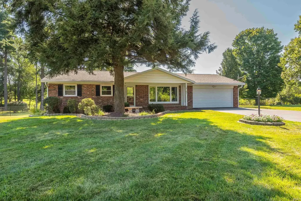 65 S Cheryl Avenue, Bloomington