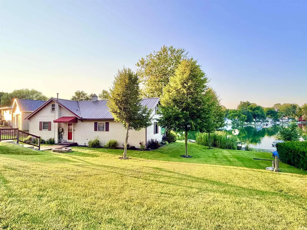 7135 S 1190 E, Hudson