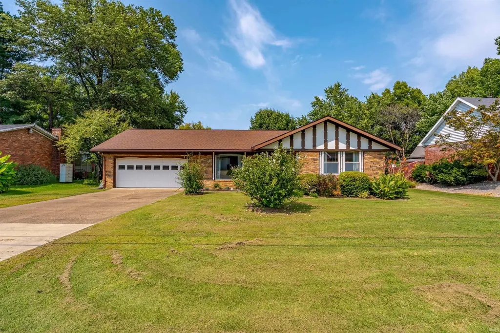 8388 Outer Lincoln Avenue, Newburgh