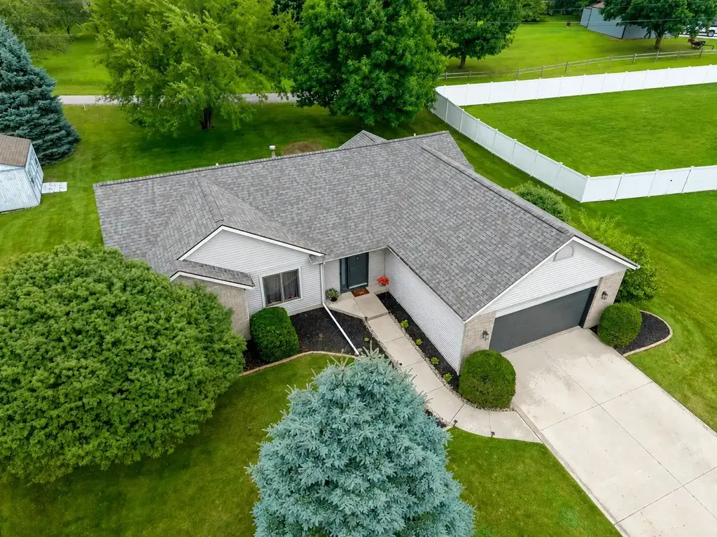1503 Shadow Lake Drive, Angola