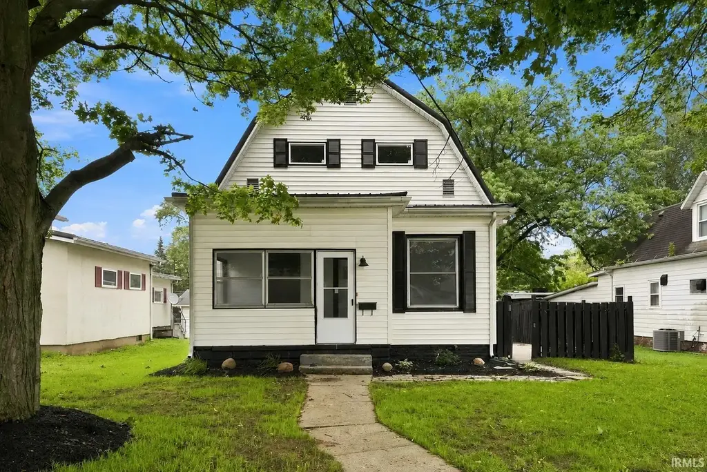 204 N Whitley Street, Columbia City