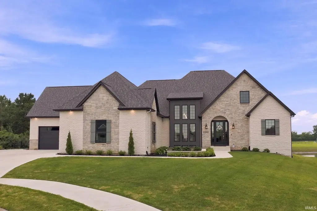 2288 Banyan Hill Court, Fort Wayne