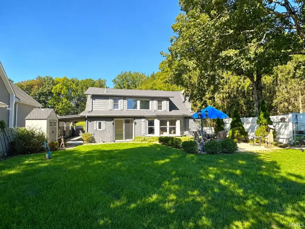 1007 E Ohio Street, Monticello