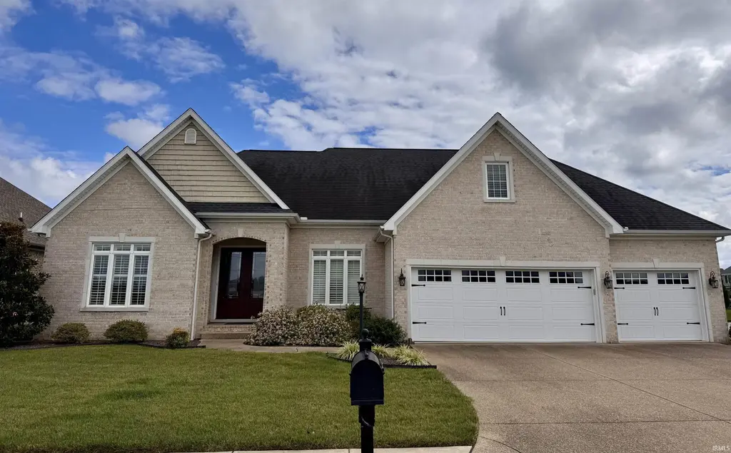 8655 Crenshaw Drive, Newburgh