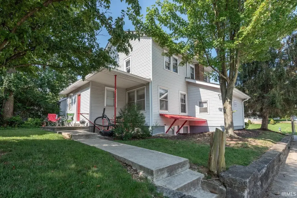 501 S Highland Avenue, Bloomington