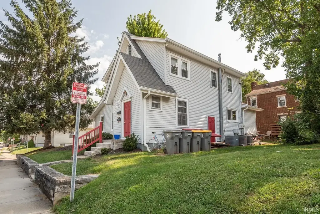 501 S Highland Avenue, Bloomington