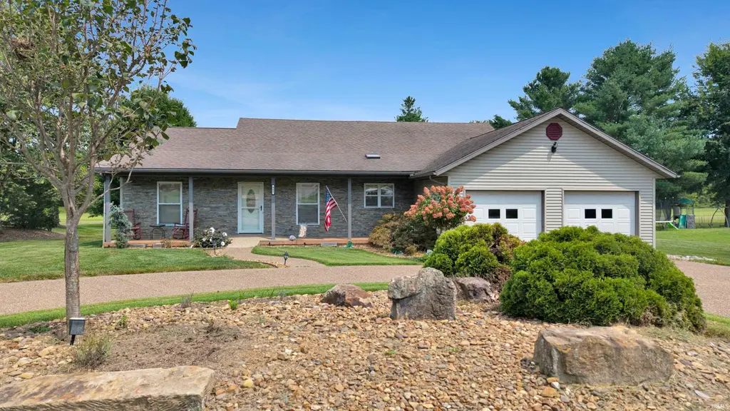 802 S Snow Ball Lane, Santa Claus