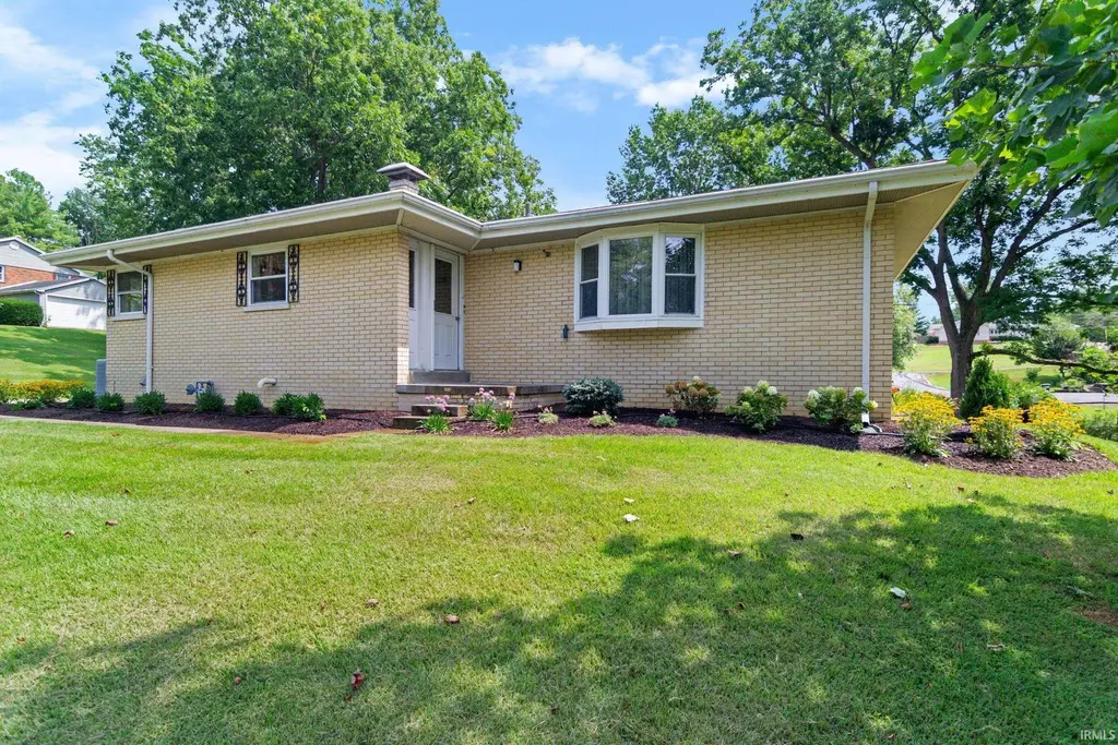 1314 Reiter Drive, Evansville