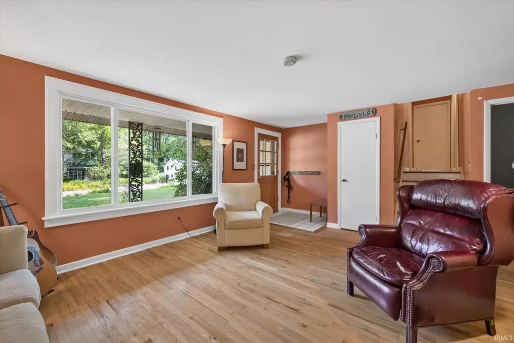 1506 E Richland Drive, Bloomington