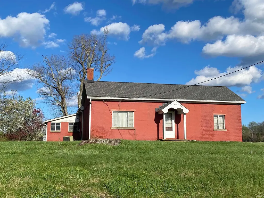 3399 S Bunger Road, Bloomington