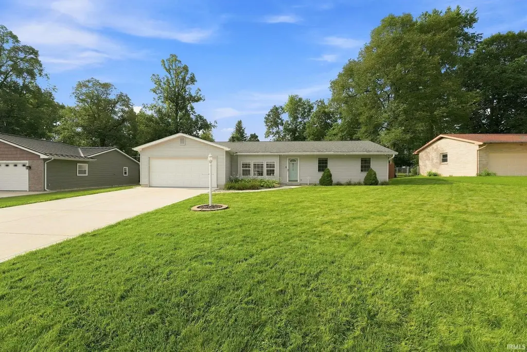 2123 Wayside Drive, Fort Wayne