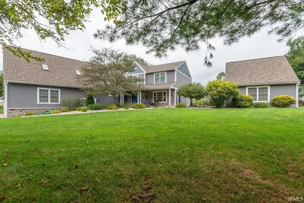 3897 S Claybridge Drive, Bloomington