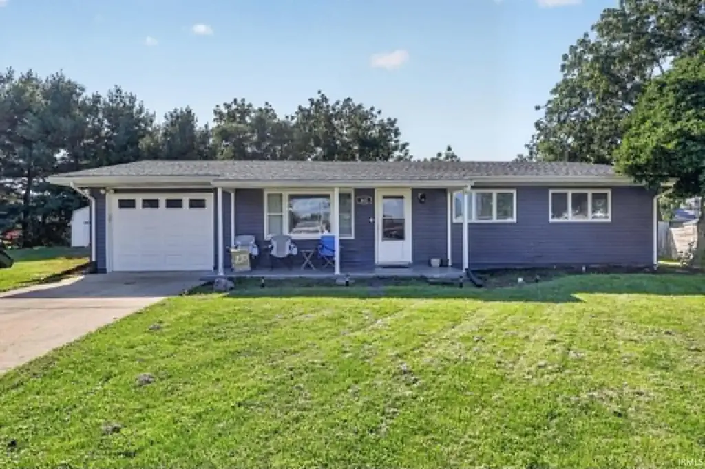 806 N Pine Lane, Monticello