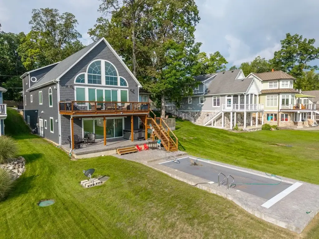 540 Lane 280 Lake James, Angola