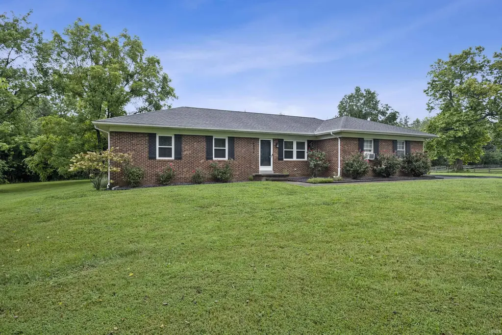4934 Heckel Road, Evansville