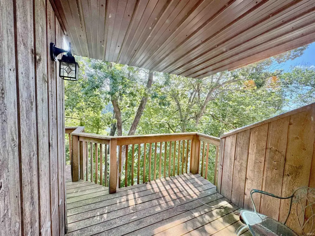 9373 S Pointe Lasalles Drive, Bloomington