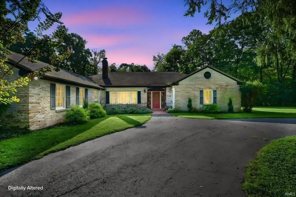 1991 S Farview Lane, Peru