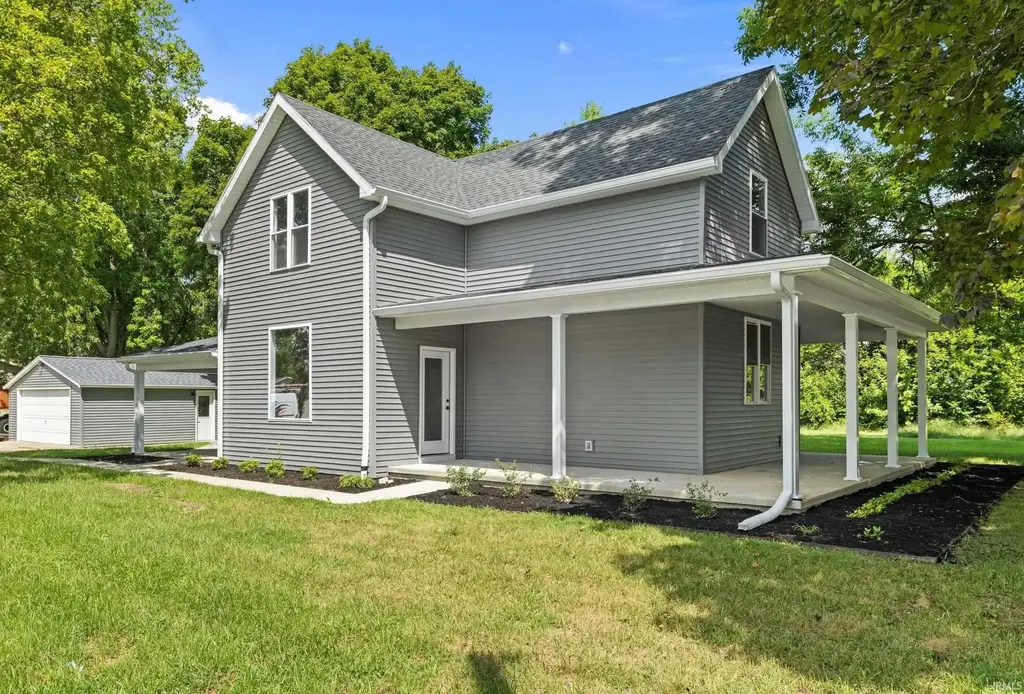 8522 Windsor Drive, Newburgh