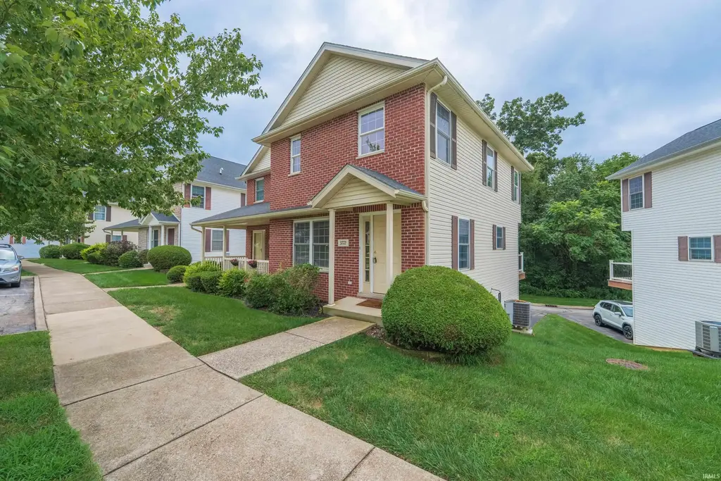 3772 E Cobble Creek Drive, Bloomington