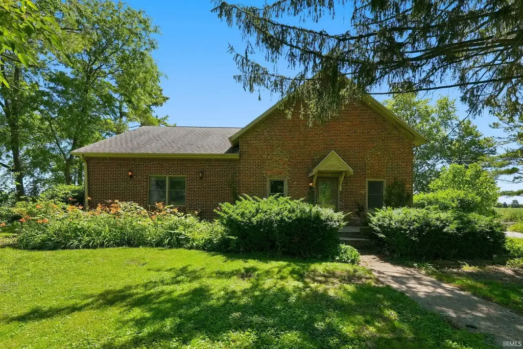 2100 N County Road 800 W, Yorktown