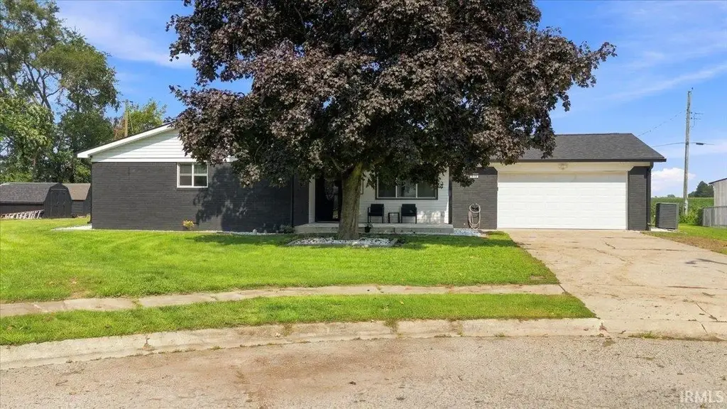 600 Kissel Court, Walton