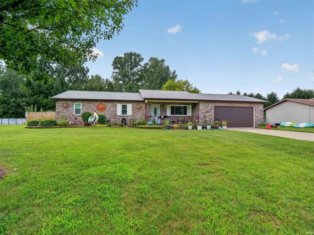 3425 W Landis Road, Angola
