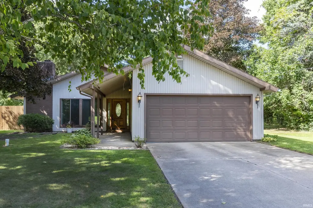 23679 County Road 18, Elkhart