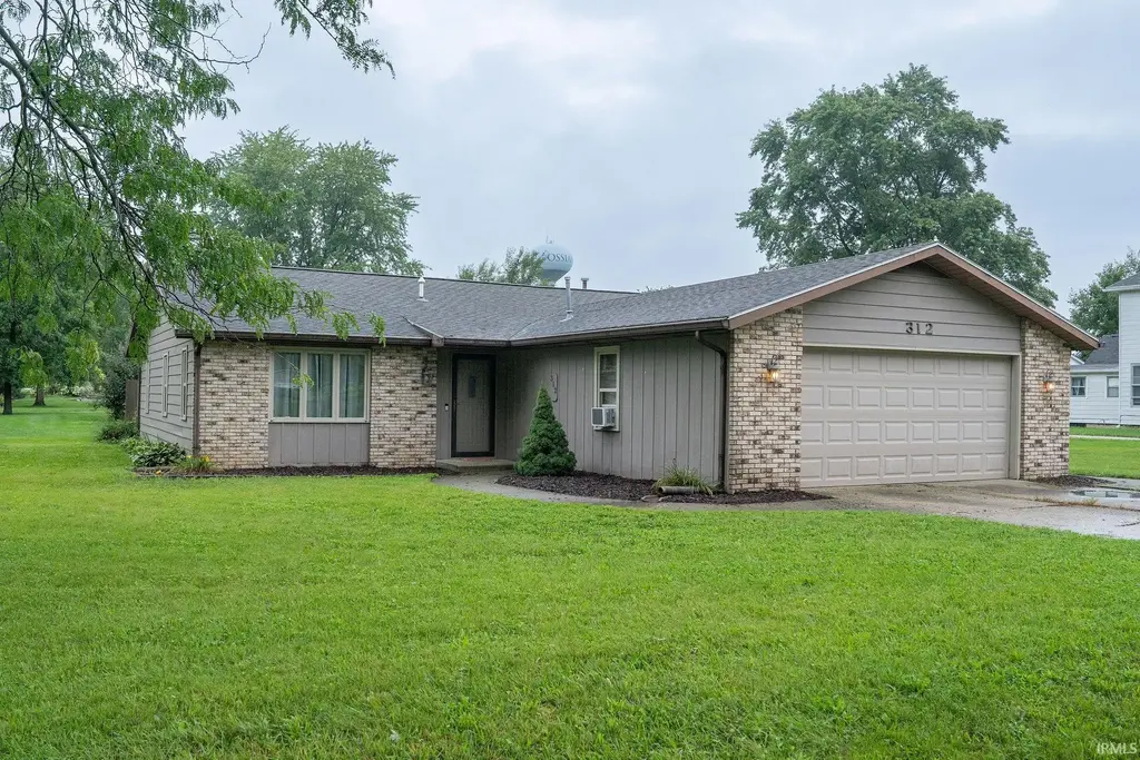 312 W Roe Street, Ossian