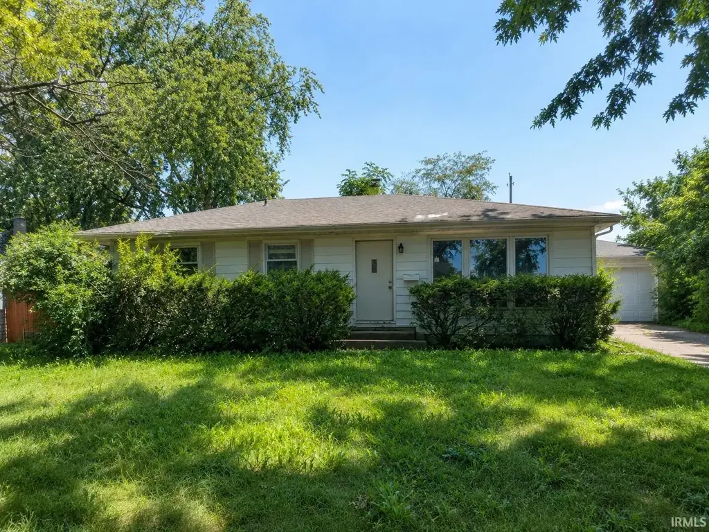 2324 Sherborne Boulevard, Fort Wayne