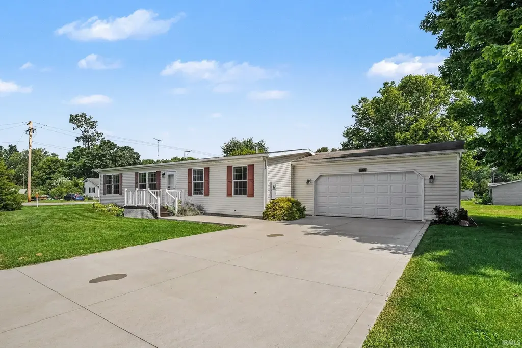 6965 N 675 W, Shipshewana