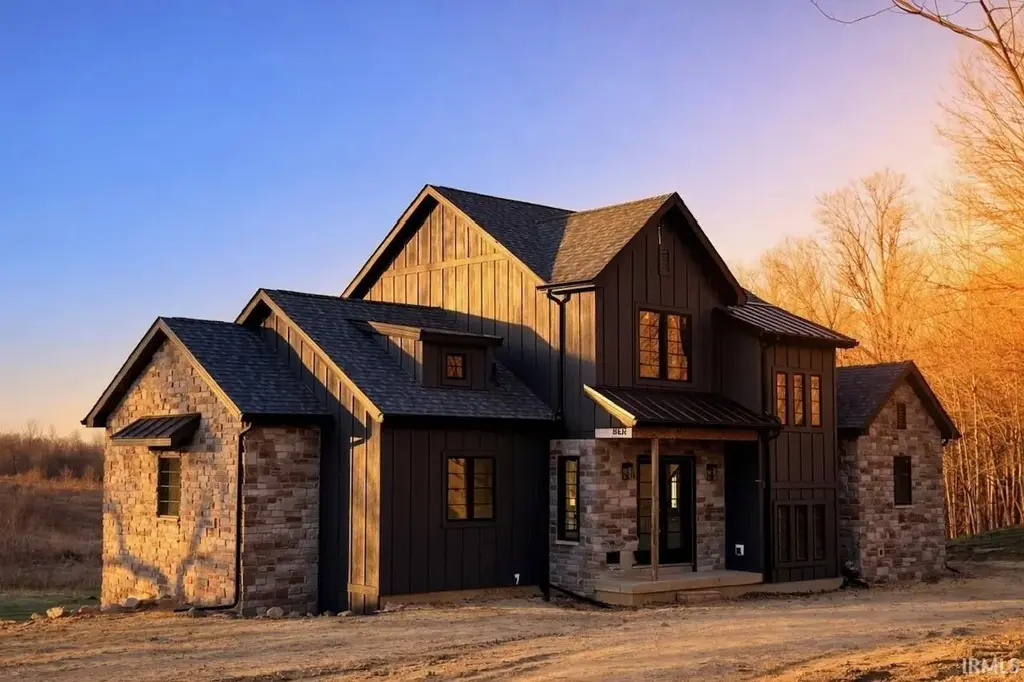 6861 N Nature Lane, LaPorte