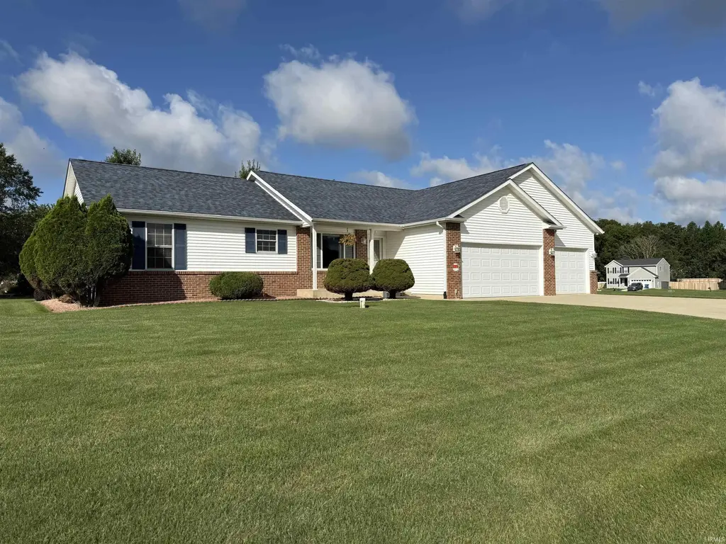 11870 Redbud Drive, Plymouth