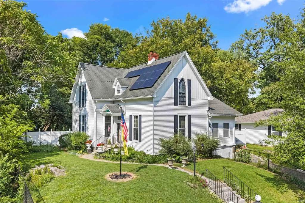 631 Williamson Street, Rockport