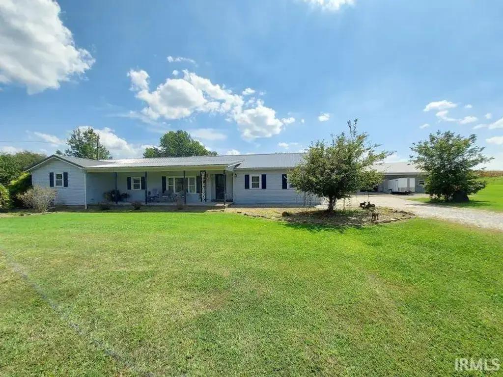 2940 E 550 S., Huntingburg