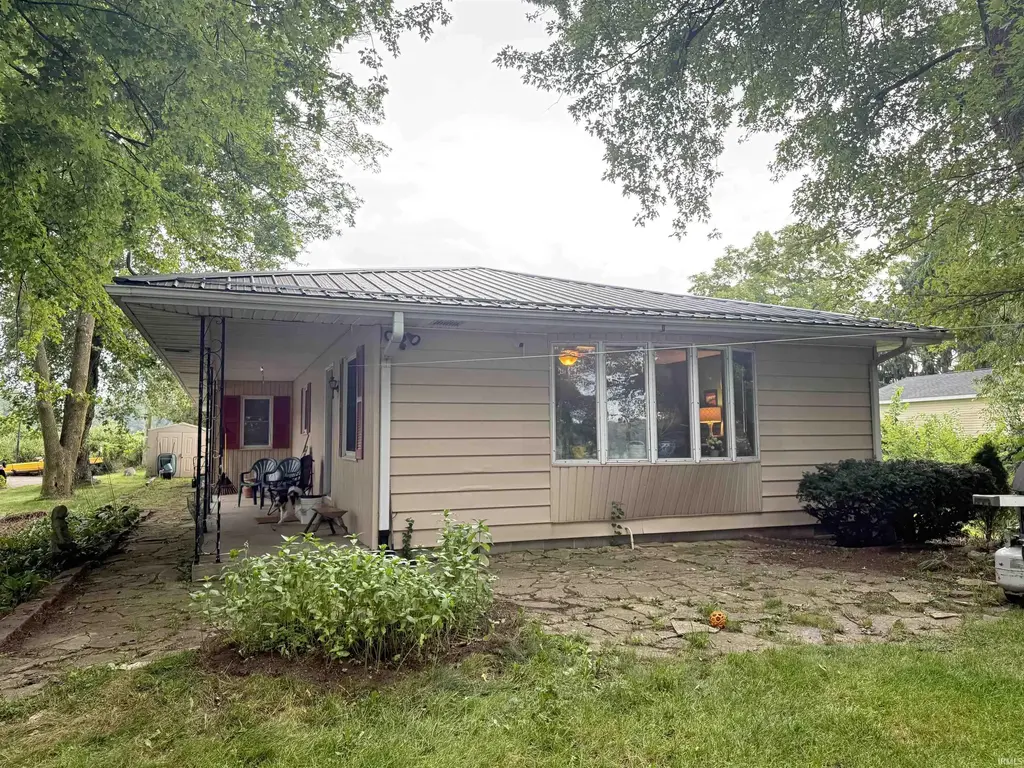 1360 S 525 E, Lagrange