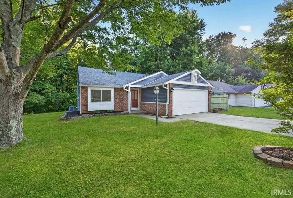 3824 W Woodmere Way, Bloomington