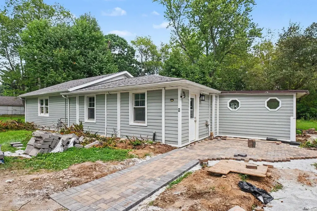 52776 Shellbark Avenue, South Bend