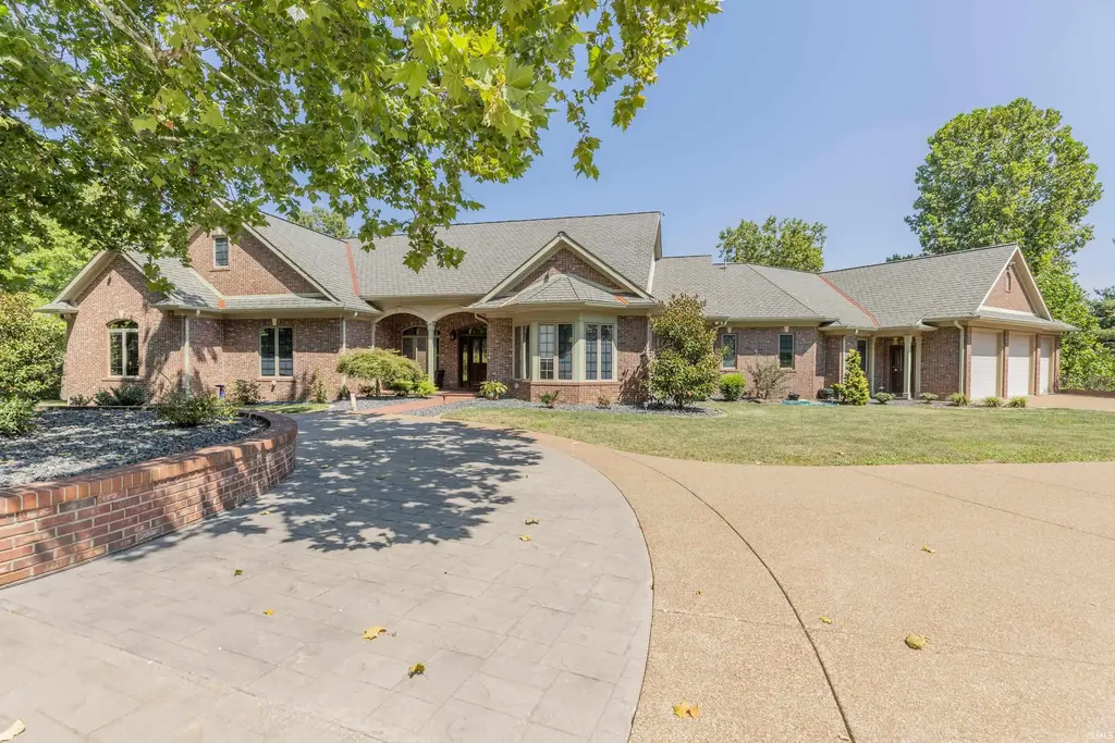 4801 Royal Oak Drive, Evansville