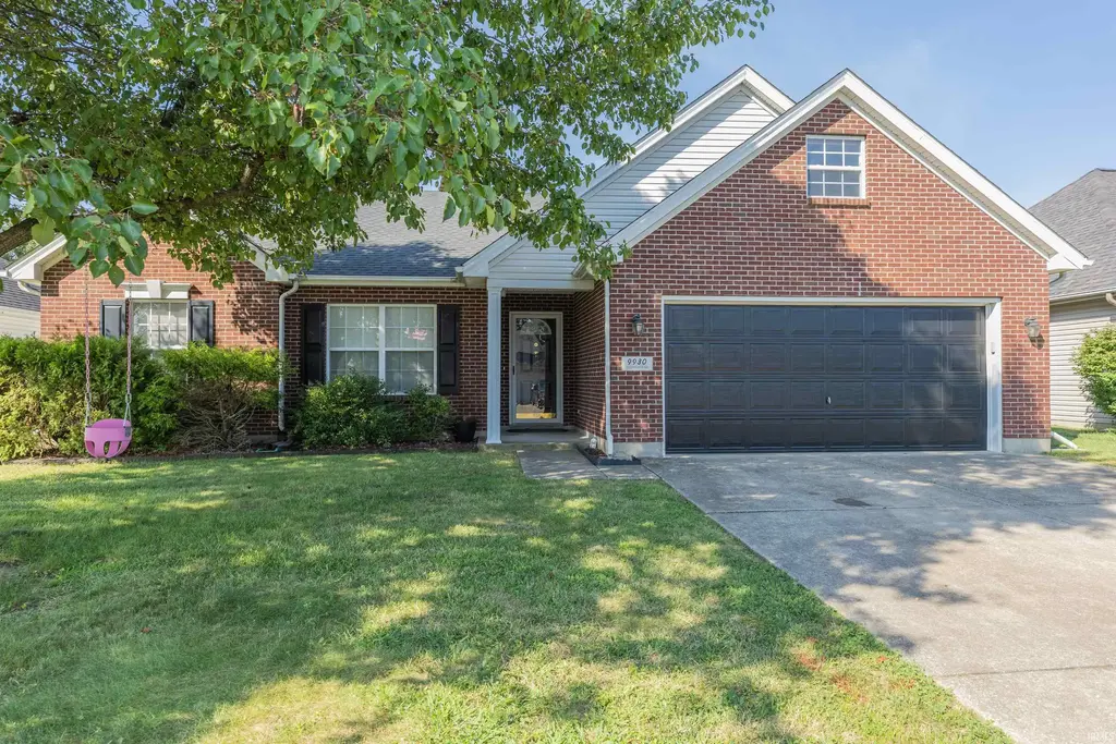 9930 Clippinger Road, Evansville