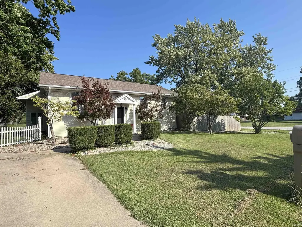 1081 S First Street, Upland