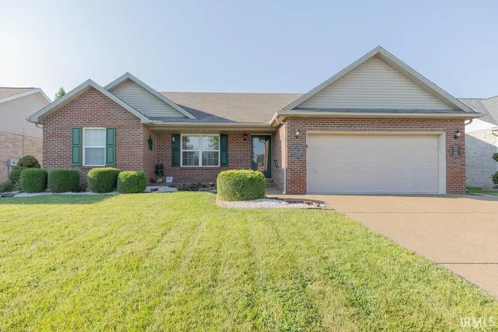 10681 Midway Drive, Newburgh
